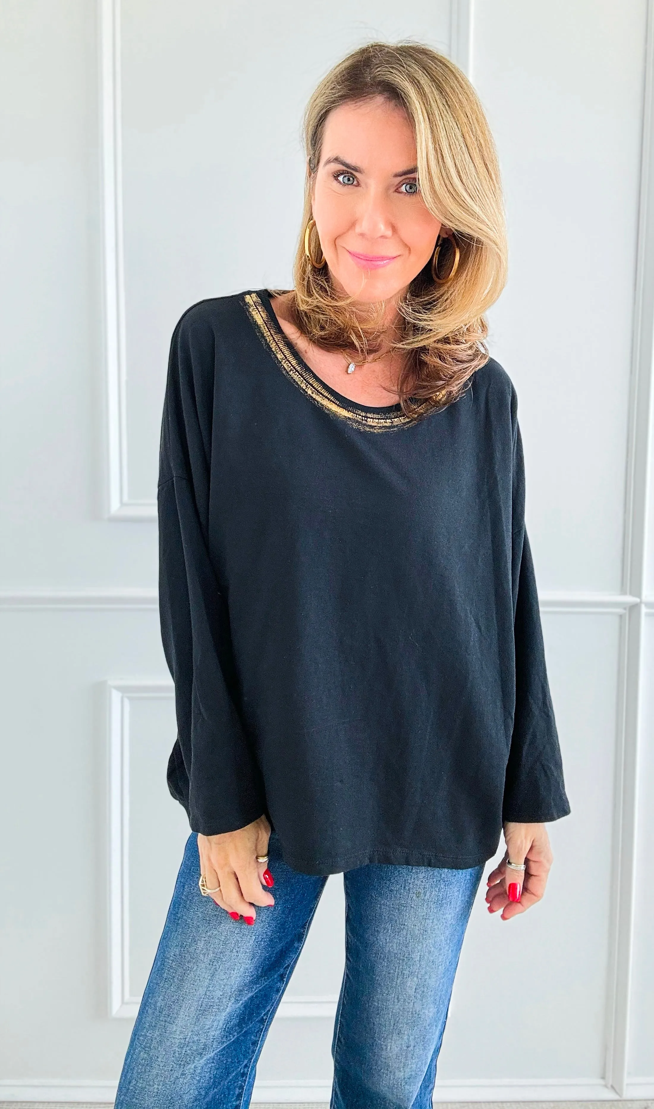 Metallic Foil Detailed Comfort Italian Pullover- Black/Gold